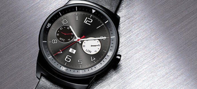 LG G Watch R anmeldelse - ur mod rustfrit stål baggrund