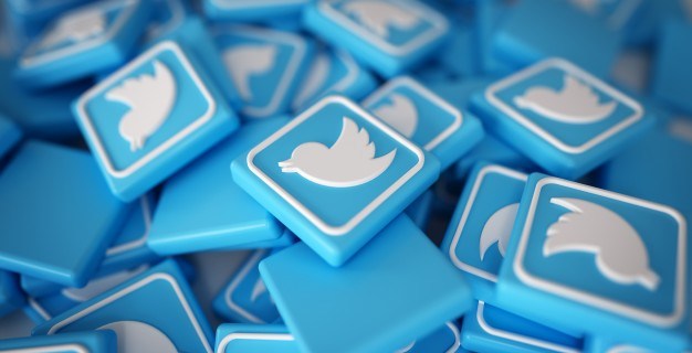 Kaip pakeisti savo vartotojo vardą ir rodomą vardą „Twitter“ iš bet kurio įrenginio